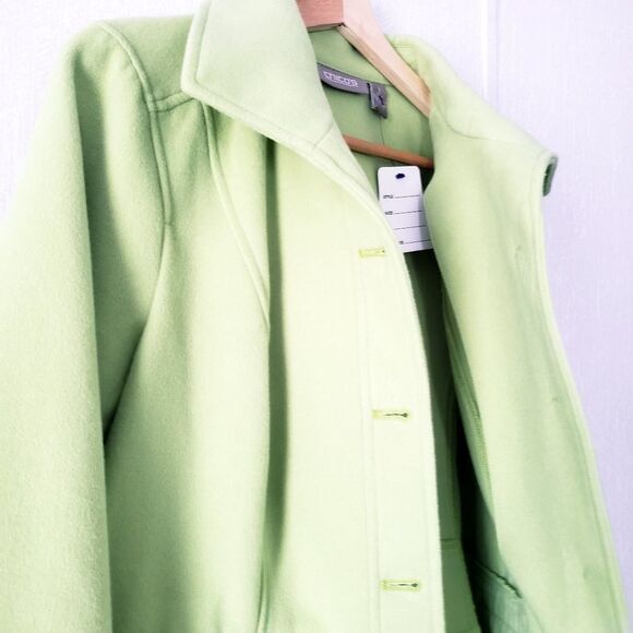 New Chico's Coat lime green - Picture 10 of 11
